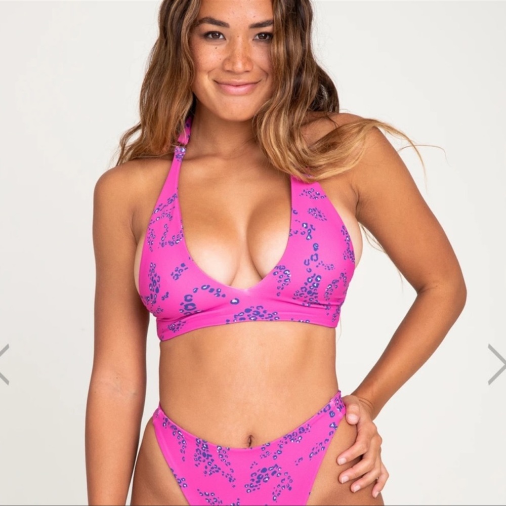 SKATIE LACEY TOP HOLLYWOOD PRINT